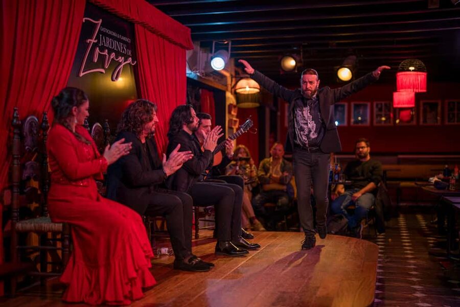 Granada: Flamenco Show in Albaycin - Jardines de Zoraya - The food and garden option