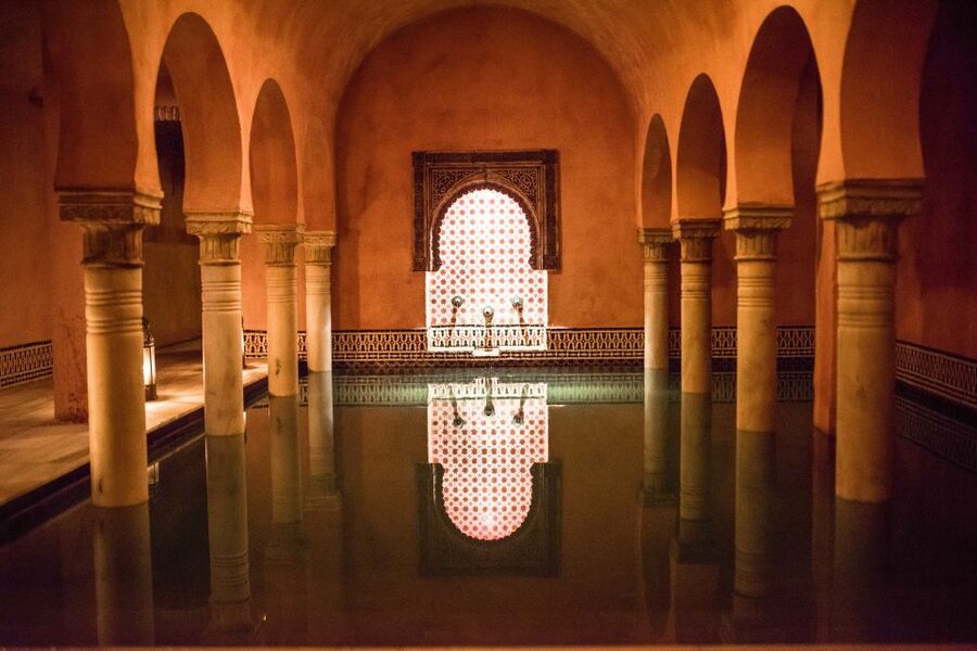 Granada: Hammam Al Ándalus with Massage - What Is Included in the Price
