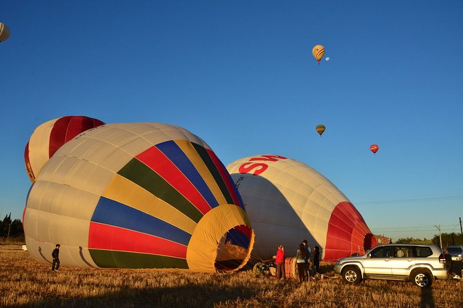 Hot Air Balloon Flight Over Segovia or Toledo - The flight, landing, and the part after touchdown