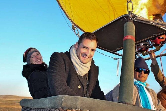 Hot Air Balloon over Segovia with Optional Transfers from Madrid - A morning above the cathedral, aqueduct, and Alcázar