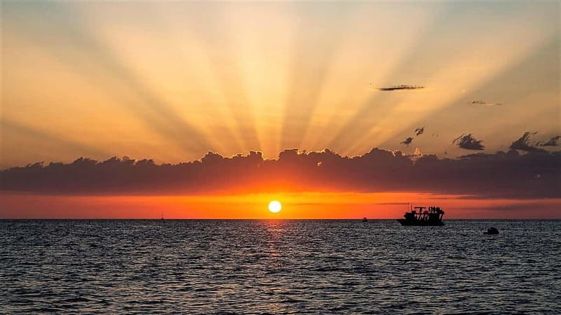 Ibiza: Snorkeling, Sunset Beach and Cave Boat Trip - What the three-hour San Antonio cruise is really like
