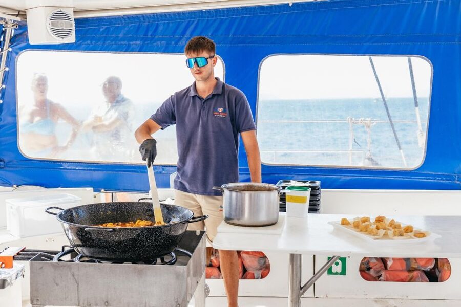 Lanzarote: Day Trip to the Papagayo Beaches by Catamaran - What to bring for a better day