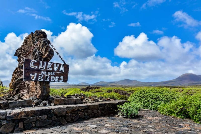 Lanzarote: Timanfaya Park, Jameos Agua, & Cueva Verdes Tour - The long coach day and what it means