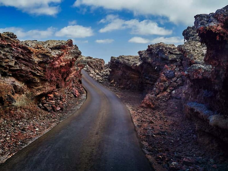 Lanzarote: Timanfaya Park, Jameos Agua, & Cueva Verdes Tour - Small details that improve the day