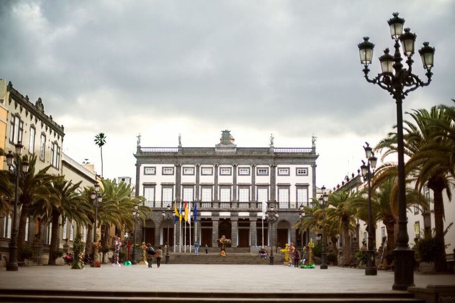 Las Palmas: City Sightseeing Hop-On Hop-Off Bus Tour - Teatro Pérez Galdós and San Telmo
