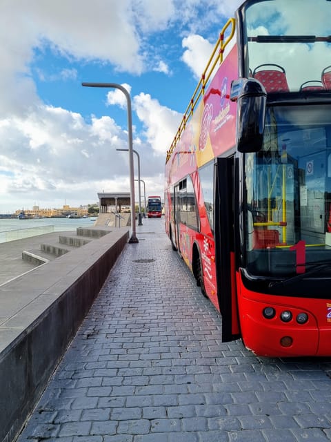 Las Palmas: City Sightseeing Hop-On Hop-Off Bus Tour - Muelle Deportivo and the return toward Santa Catalina