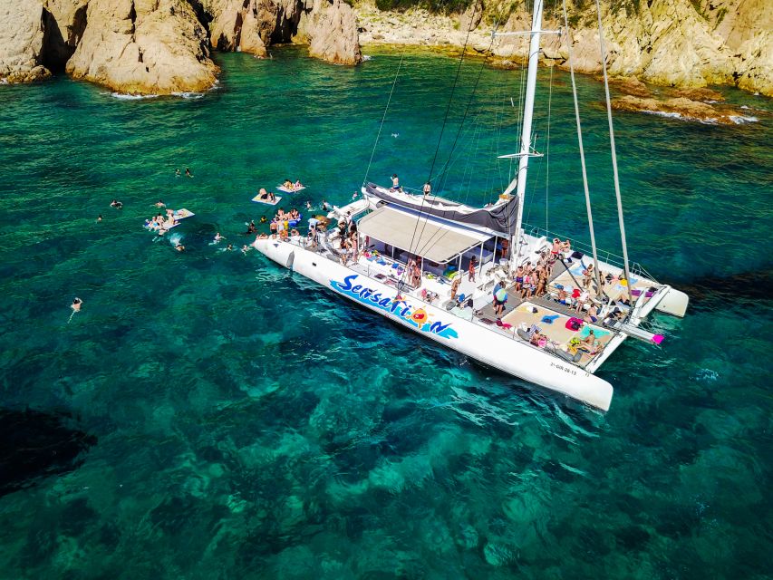 Lloret de Mar: Catamaran Sailing Cruise with BBQ and Drinks - A straightforward BBQ lunch on board
