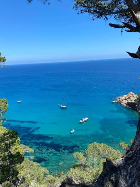 Lloret de Mar: Guided Sightseeing Tour in a 4x4 Vehicle - Lloret de Mar or Tossa de Mar