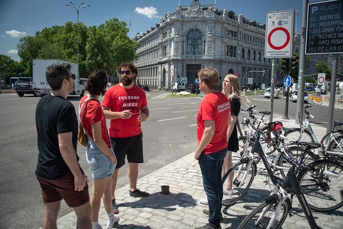 Madrid: 3 hour Guided Highlights Bike Tour with Optional Tapas - Plaza Mayor and the heart of central Madrid