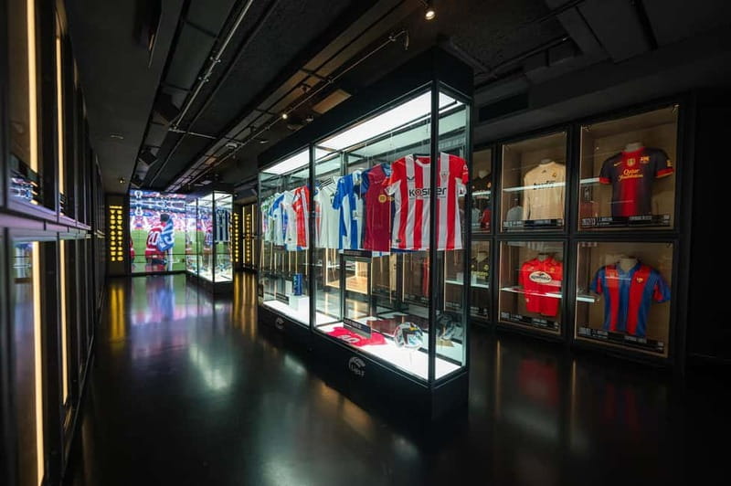 Madrid: Entry Ticket to Legends The Home of Football Museum - The 4D cinema brings World Cup moments to life