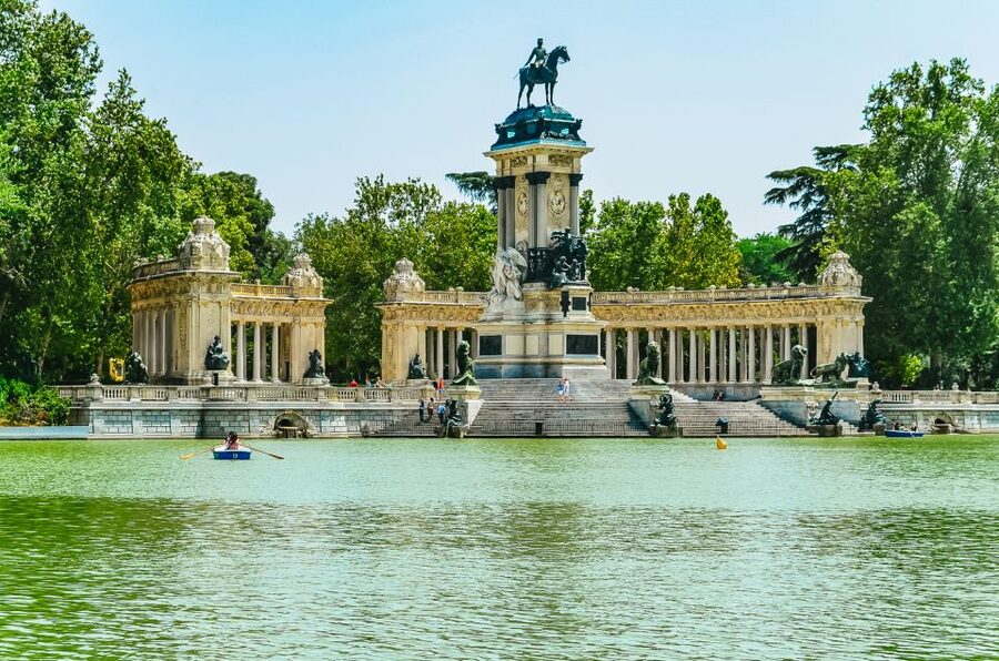 Madrid: Iconic Retiro Park Segway Tour - Crystal Palace, Retiro’s signature building