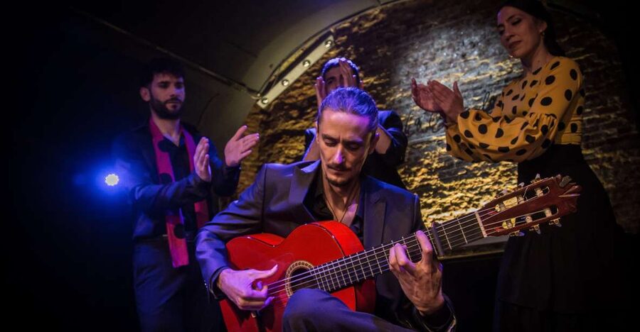 Madrid: La Cueva de Lola Flamenco Show Tickets with Drink - What the one-hour performance includes