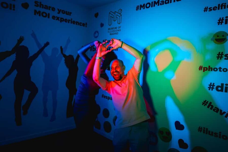 Madrid: Museum of Illusions Ticket - Accessibility and practical limits