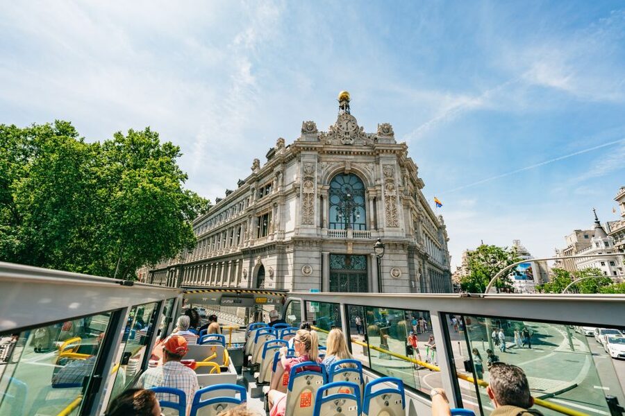 Madrid: Panoramic Route City Tour - Route 2, modern Madrid from Cibeles to Bernabéu