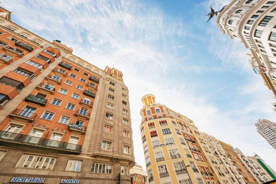 Madrid: Panoramic Route City Tour - The summer night route under Madrid’s lights