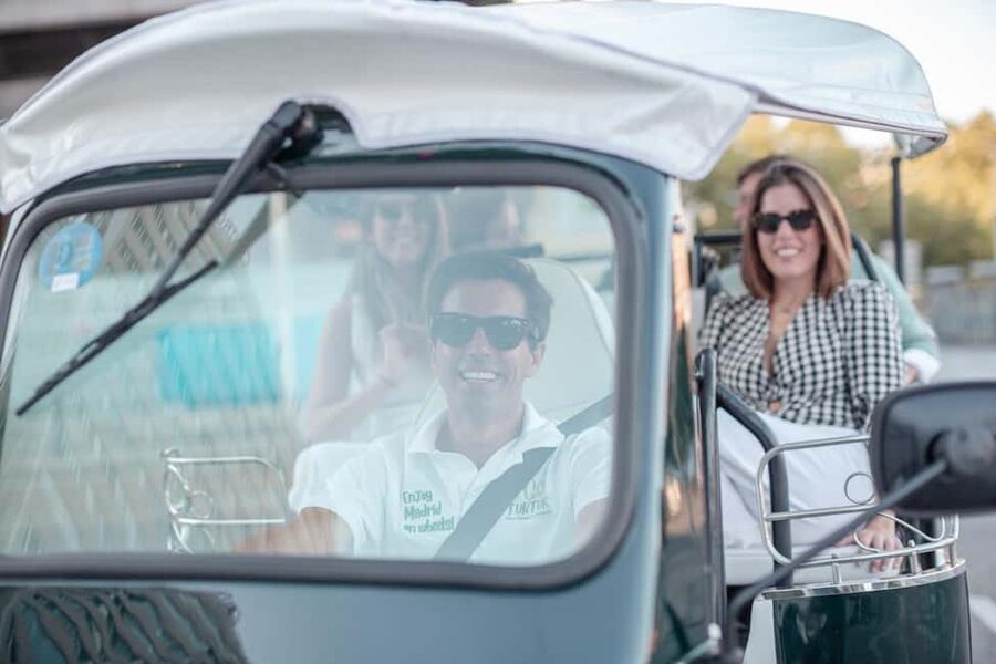 Madrid: Private City Tour by Eco Tuk Tuk - Retiro, Jerónimos, and the eastern center
