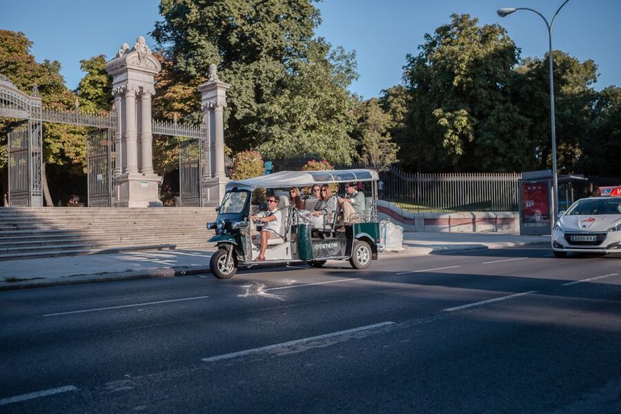 Madrid: Private City Tour by Eco Tuk Tuk - The guide makes the difference