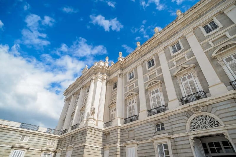 Madrid: Royal Palace Expert Guided Tour with Skip-the-Line - The Private Royal Apartments
