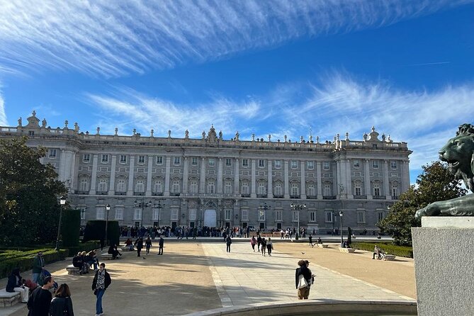 Madrid: Royal Palace Guided Tour with Skip the Line Ticket - Where the tour can feel rushed