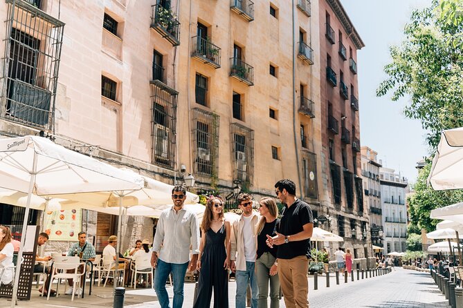 Madrid Tapas & Wine Tour with Rooftop Views and Local Guide - Beef cheeks near Calle de las Huertas