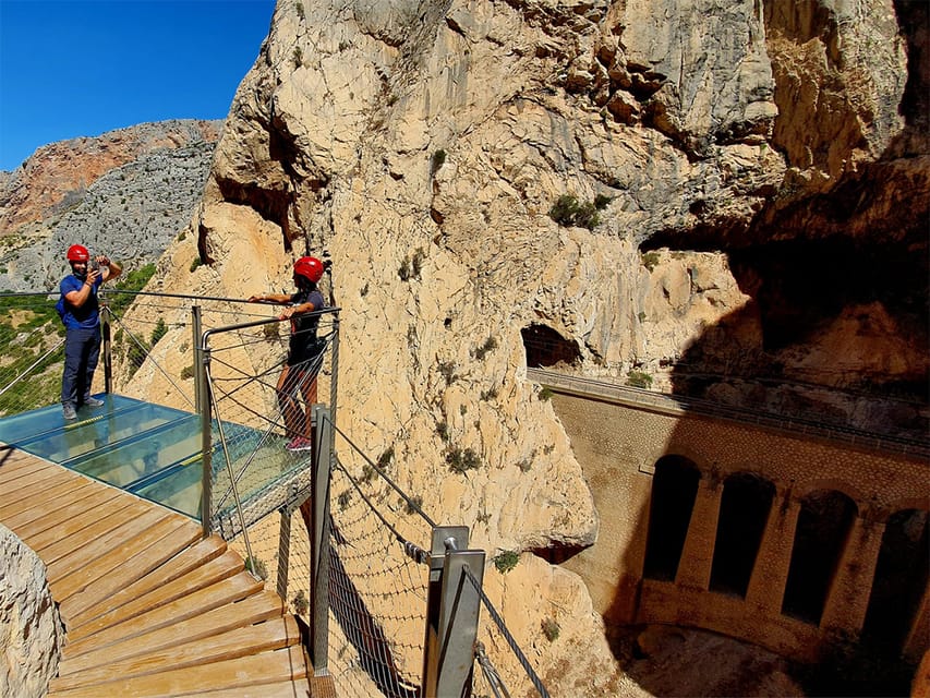 Málaga: Caminito del Rey Guided Tour with Transportation - Why the Caminito del Rey feels so dramatic