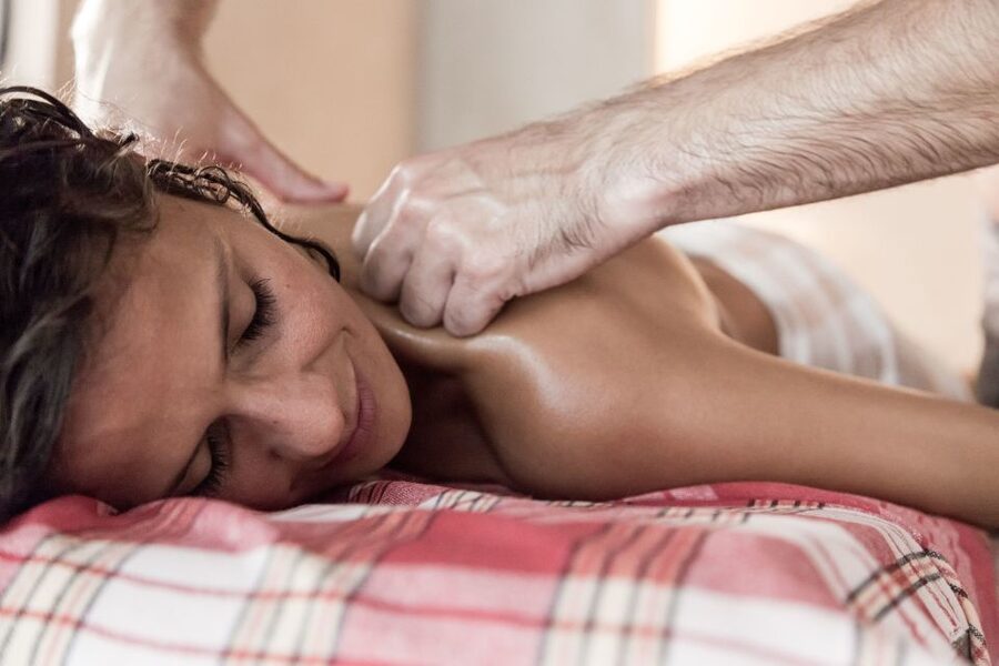 Malaga: Hammam Al Ándalus Entry Ticket with Massage - A calm change of pace in central Malaga