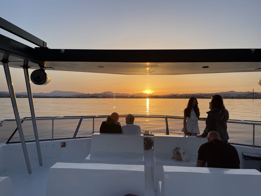 Málaga: Sunset Catamaran Trip - Finding the best seat on the boat