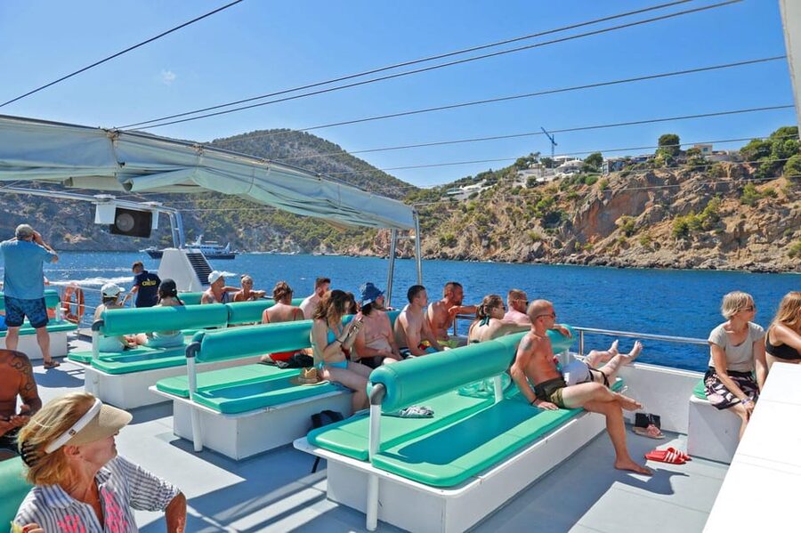 Mallorca: 2-Hour Coastline & Malgrat Islands Catamaran Tour - Practical tips for a smoother trip