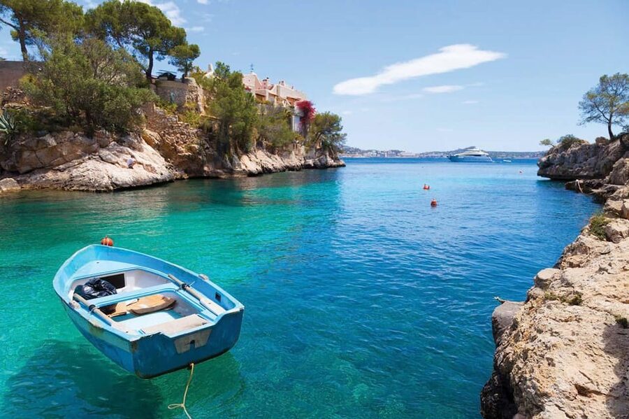 Mallorca: 2-Hour Coastline & Malgrat Islands Catamaran Tour - Passing the Malgrats Islands Marine Reserve