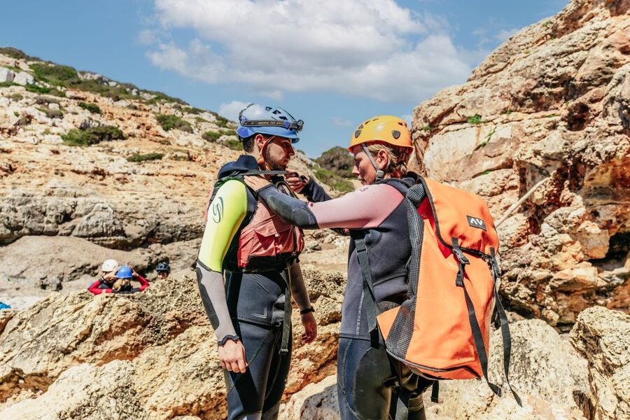 Mallorca: Cova des Coloms Caving Trip with Hotel Transfer - Inside the limestone chambers