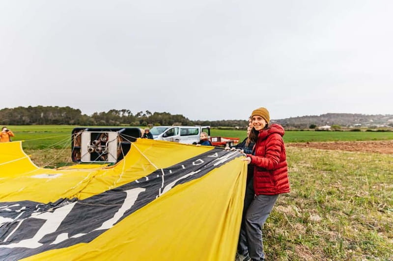 Mallorca: Hot Air Balloon Flight with Private Options - A gentle hour above Mallorca