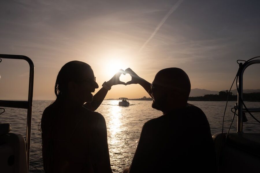 Marbella: Sailing & Dolphin Watching with Snacks and Drinks - Which boat and departure should you choose?