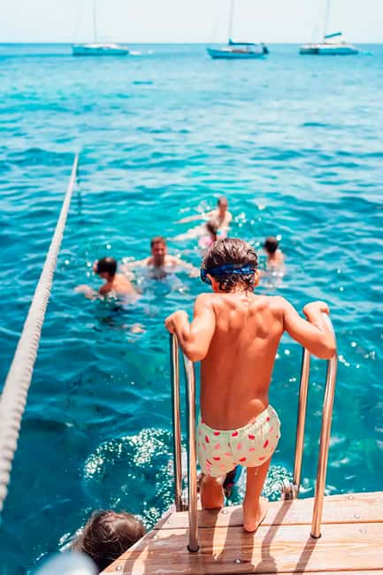 Menorca: Natural Coves and Beaches Boat Trip & Paella Lunch - Who should book this boat trip?