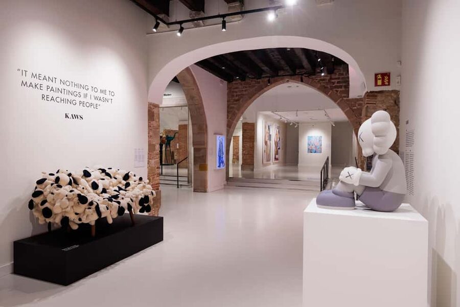 Moco Museum Barcelona Banksy & More - The historic building and surrounding stop
