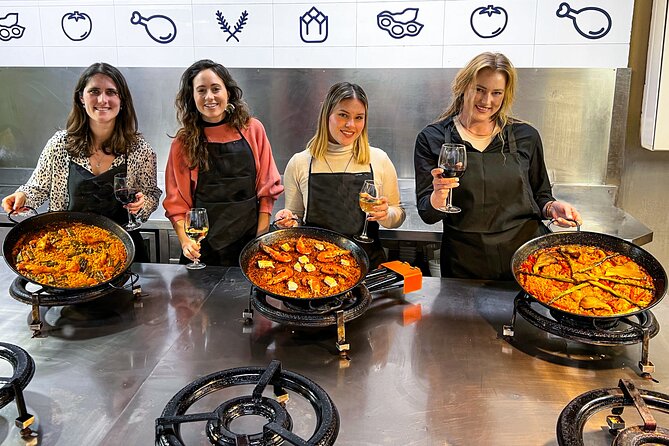Paella Cooking Class, Wine Tasting & Central Market in Valencia - Key points at a glance