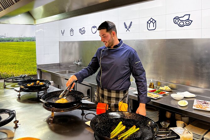 Paella Cooking Class, Wine Tasting & Central Market in Valencia - Why Central Market matters