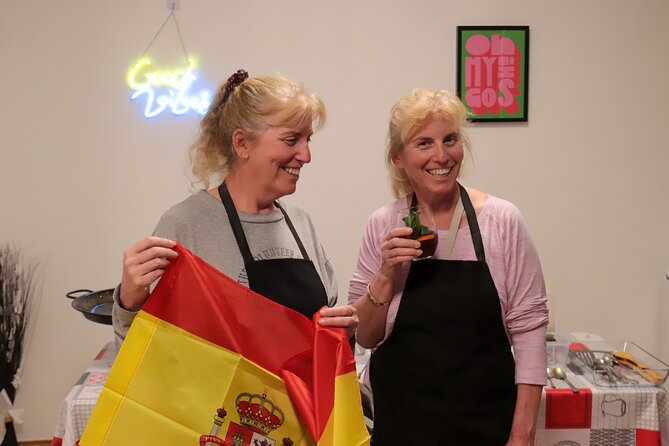 Paella Workshop with Bottomless Sangria in Central Madrid - The hosts make the difference