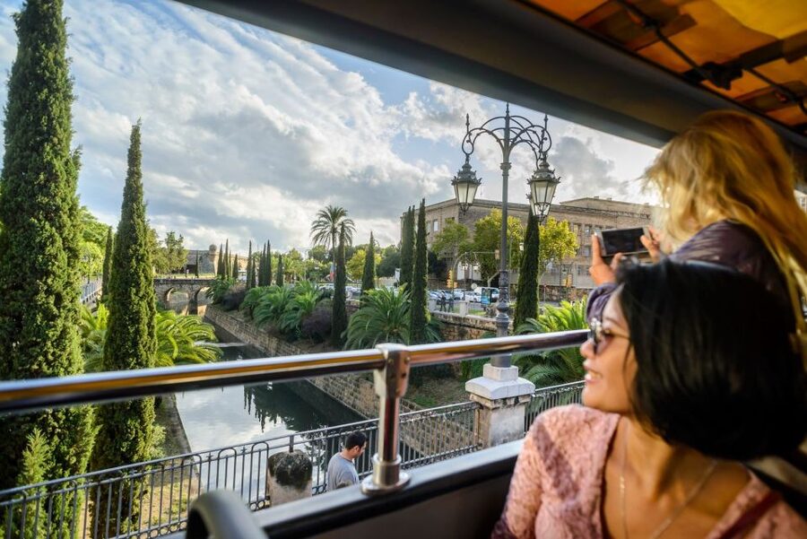 Palma de Mallorca: City Sightseeing Hop-On Hop-Off Bus Tour - Plaza Gomila and Avenida Joan Miró