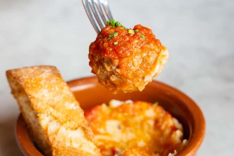 Palma de Mallorca: Gourmet Tapas and Wine Tour - Bocalto Palma brings the fourth tasting