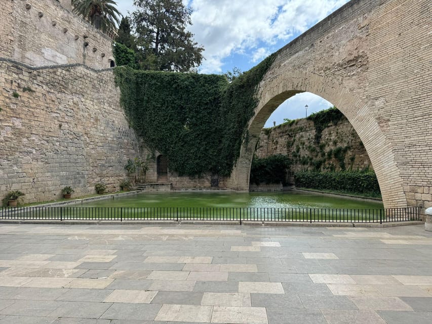 Palma de Mallorca Old Town Guided Bike Tour (Small Groups) - Santa Clara and the quieter side of Palma