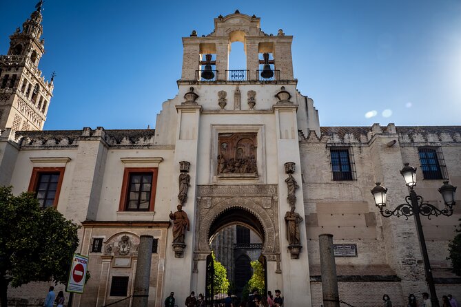 Private Tour Jewish Quarter, center and Plaza de España - Santa Maria la Blanca and Murillo’s Seville