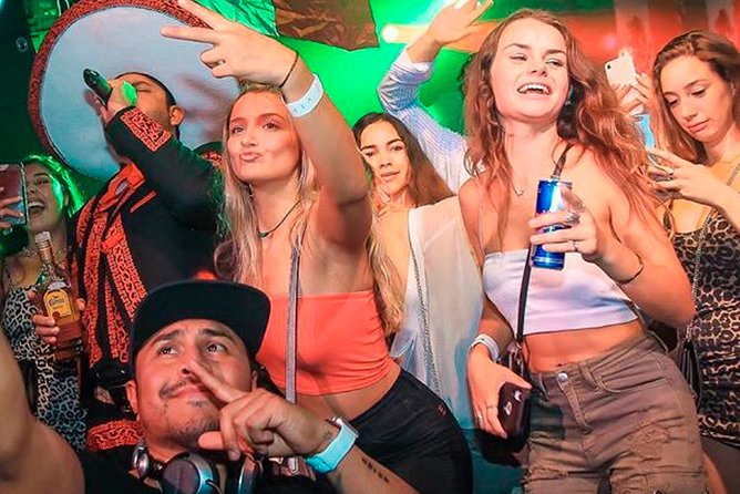 Pub Crawl Madrid by Mad Party Crew - Timing, clothing, and getting home