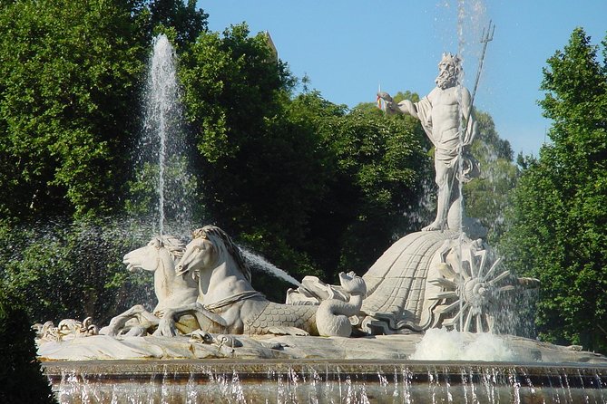 Royal Palace & Prado Museum Skip the Line Guided Tour - Guides are the main variable