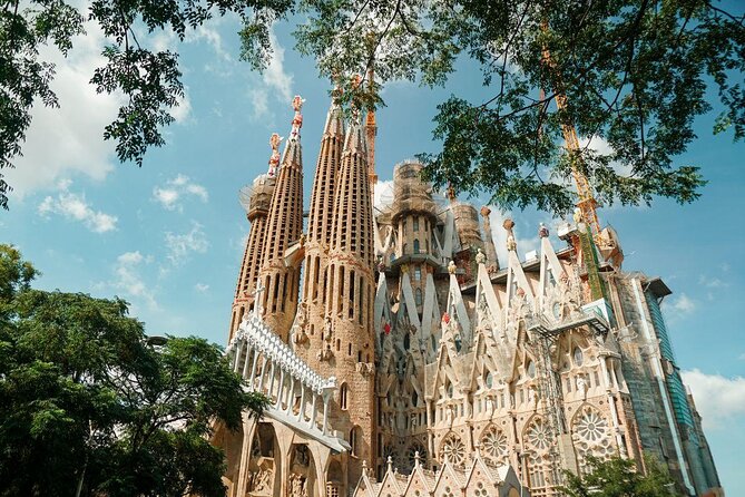 Sagrada Familia & Barcelona Small Group Tour with Hotel Pick-up - Key points to know before booking