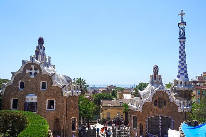 Sagrada Familia & Park Guell Guided Tour with Skip The Line - Tower access is optional, not automatic