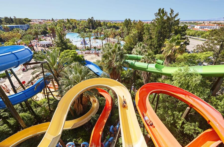 Salou: PortAventura Caribe Aquatic Park 1-Day Ticket - What a day at Caribe Aquatic Park feels like