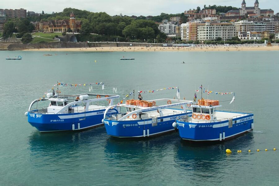 San Sebastian: Boat Tour with Stop at Santa Clara - Why this short boat ride works so well