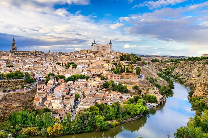 Segovia and Toledo Day Tour from Madrid with Optional Alcazar - Guides, language, and group rhythm
