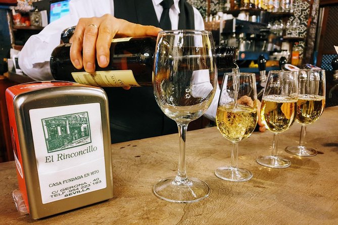 Sevilla Food Tour: Tapas, Wine, History & Traditions - Key details before you book
