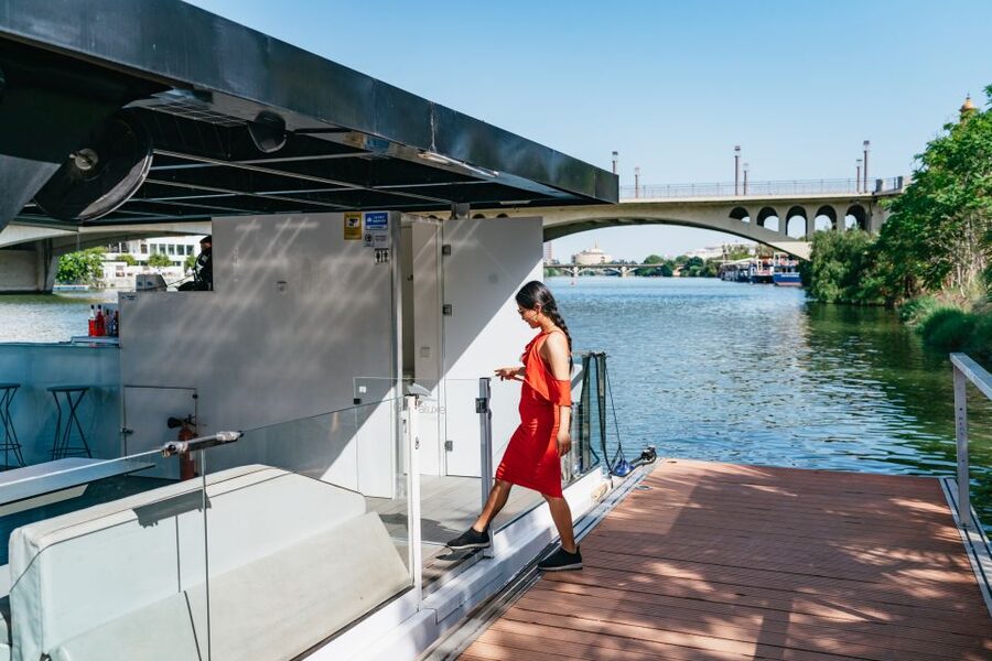 Seville: 1-Hour Guadalquivir River Sightseeing Eco Cruise - Choosing the best time of day